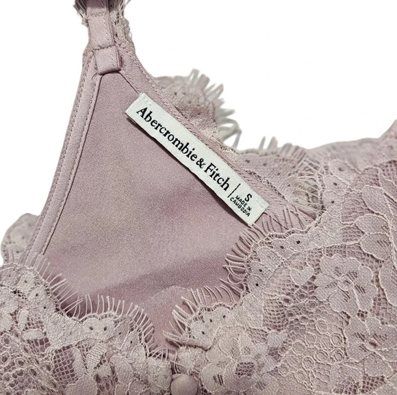 ABERCROMBIE & FITCH Light Purple Nylon Lace Spaghetti Strap Thong Bodysuit Small - Picture 3 of 6